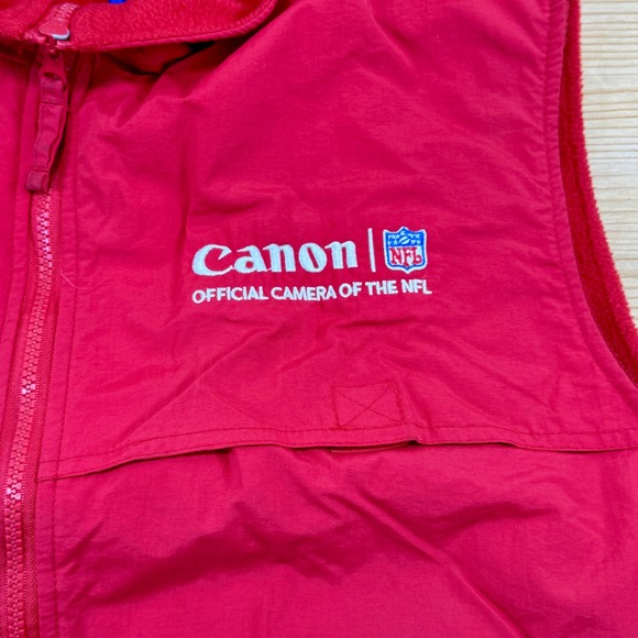Canon x NFL Official Camera Red Fleece Lined Vest Size‎ M Vintage Promo - Picture 2 of 9
